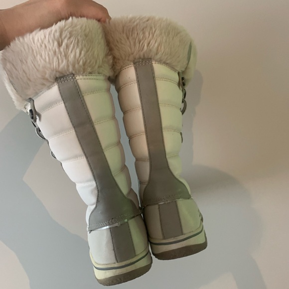 ❄️steve madden slushee faux fur winter boots❄️ - Picture 4 of 9